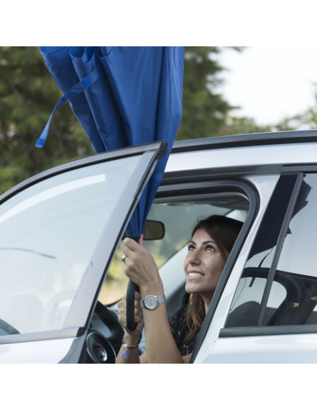 Paraguas personalizados con logo, mango manos libres y reversible.