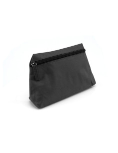 Neceser personalizado en poliéster 600D con cremallera.