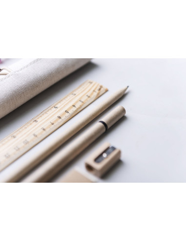 Estuche ECO personalizado con 5 piezas...