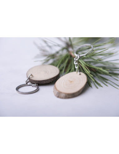 Llaveros baratos personalizados en madera de haya.