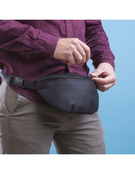 Riñoneras personalizadas en poliéster 600D, ideal para ocio.