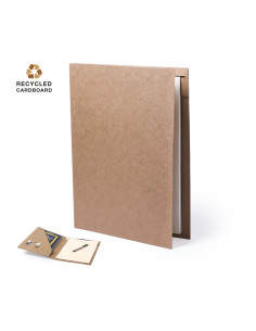 Carpetas personalizadas en cartón reciclado con bolígrafo. 2
