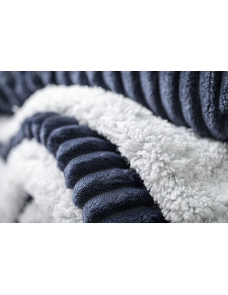 Manta bicolor coral fleece, sherpa personalizada.