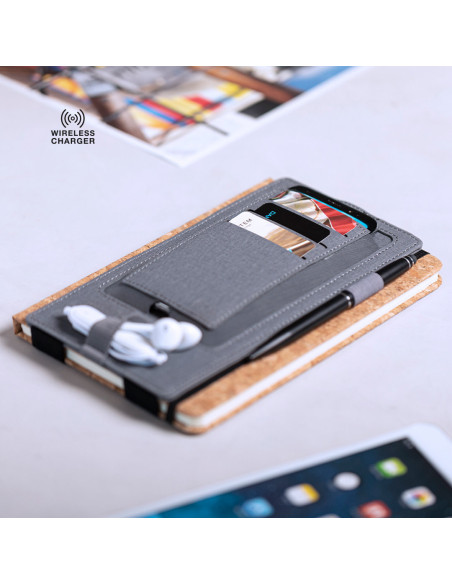 Organizador cargador inalámbrico personalizado en Polipiel.