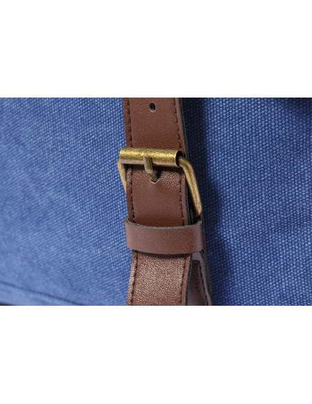 Maletín portadocumentos personalizado y cierre en polipiel.