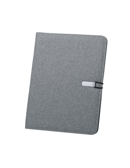 Carpeta en microfibra personalizada con cierre y bloc incluido.